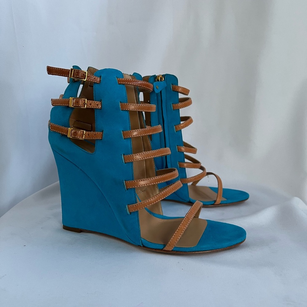 NWB DSQUARED2 Blue and Tan Strappy Wedges